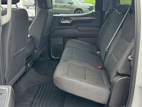 Used 2025 Chevrolet Silverado 1500 LT w/ Work Truck Package AWD/4WD image 26