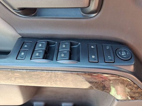 Used 2015 Chevrolet Silverado 2500 LT w/ LT Convenience Package RWD image 26