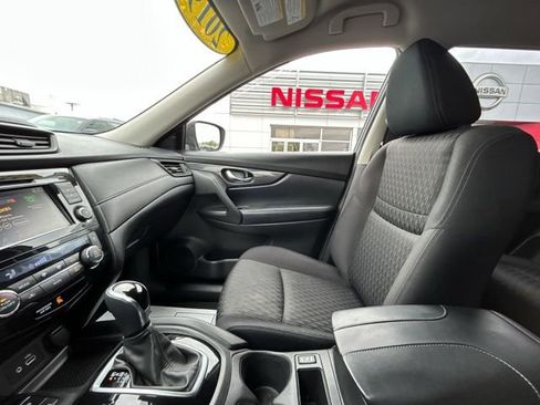 Used 2019 Nissan Rogue SV w/ Premium Package AWD/4WD image 49