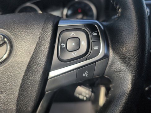 Used 2015 Toyota Camry XLE image 20