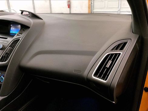 Used 2016 Ford Focus ST FWD image 15