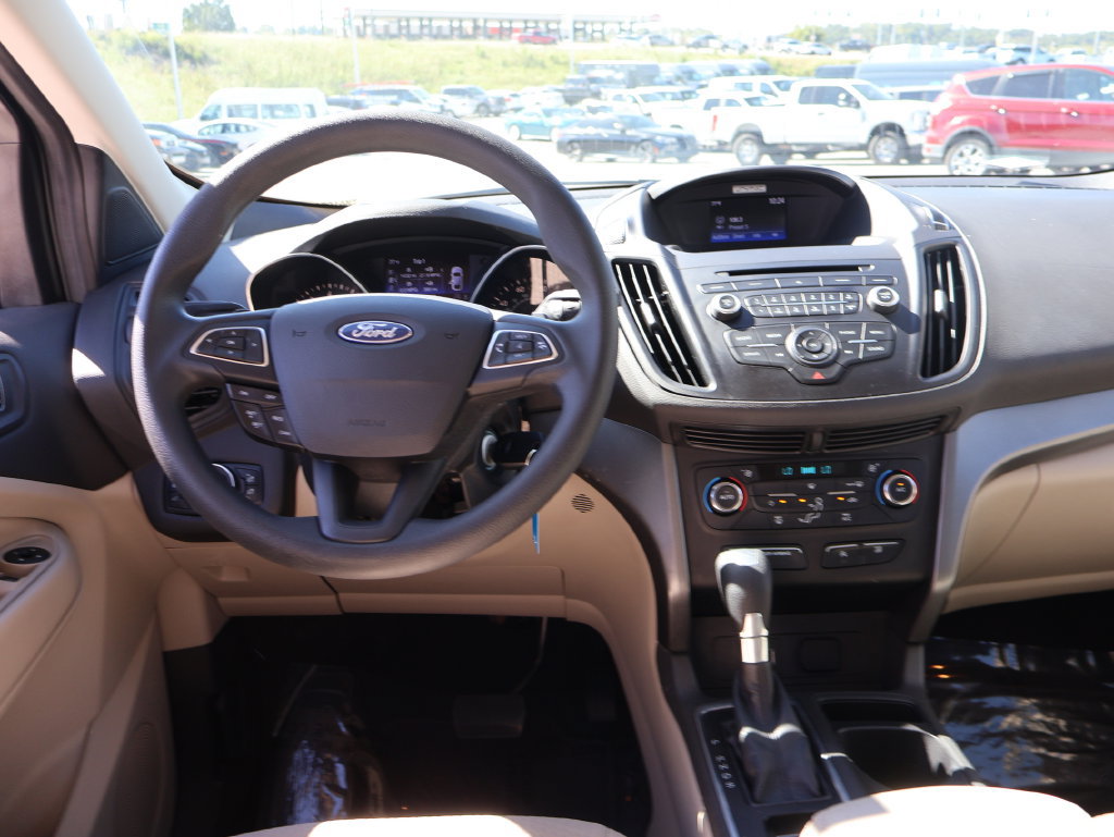 Used 2017 Ford Escape SE FWD image 17