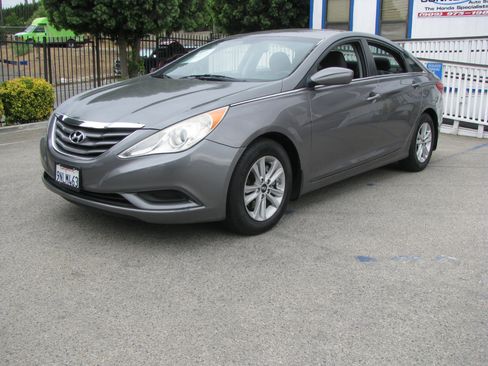 Used 2012 Hyundai Sonata GLS w/ Popular Equipment Pkg image 2