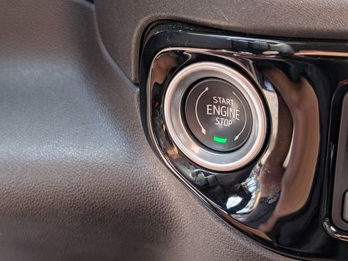 Used 2024 Chevrolet Silverado 1500 LTZ image 26