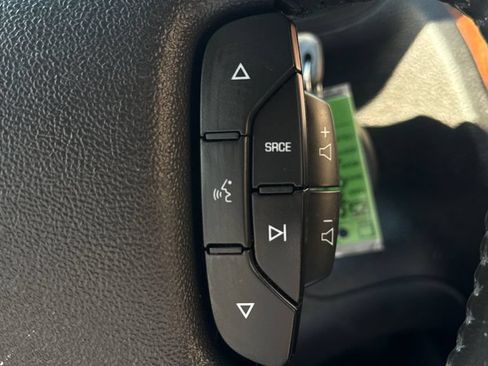Used 2006 Cadillac DTS FWD image 34