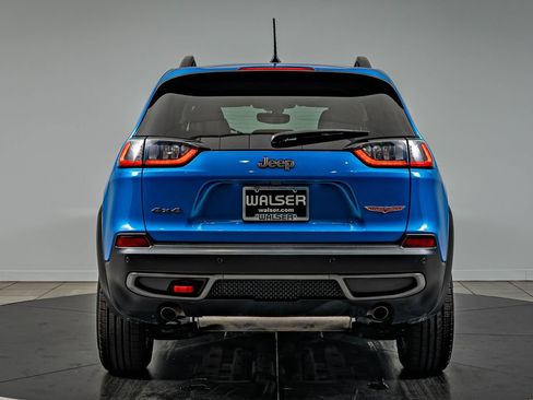 Used 2020 Jeep Cherokee Trailhawk w/ Cold Weather Group AWD/4WD image 6