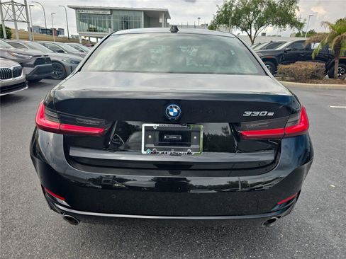 Used 2023 BMW 330e RWD image 3