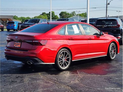 Used 2026 Volkswagen Jetta GLI Autobahn FWD image 14