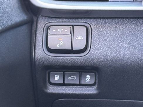 Used 2020 Kia Optima SE image 25