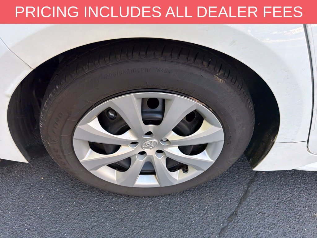 Used 2023 Toyota Corolla LE FWD image 7
