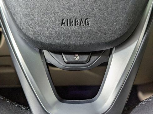 Used 2021 BMW 330i xDrive Sedan w/ Convenience Package image 27