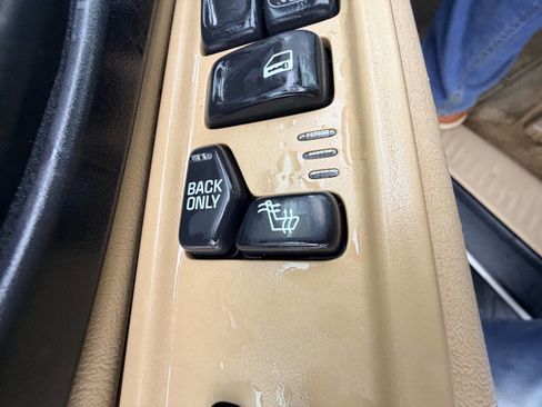 Used 2002 GMC Envoy SLT AWD/4WD image 12