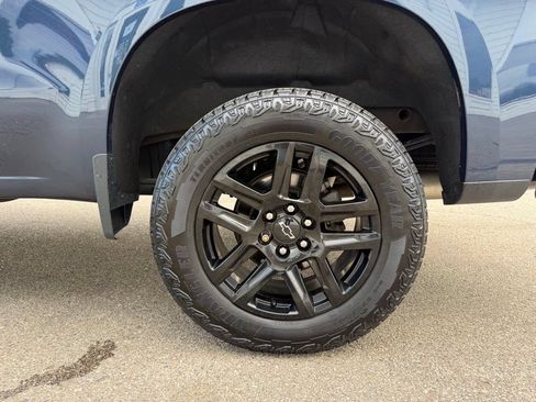 Used 2022 Chevrolet Silverado 1500 LT Trail Boss w/ Bed Protection Package AWD/4WD image 10