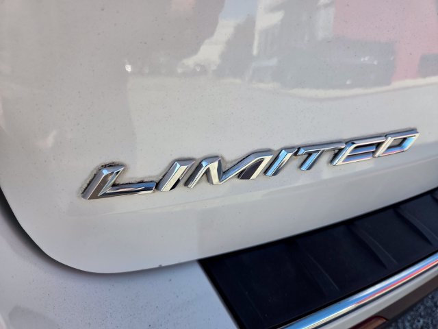 Used 2022 Ford Explorer Limited w/ Equipment Group 301A RWD image 14