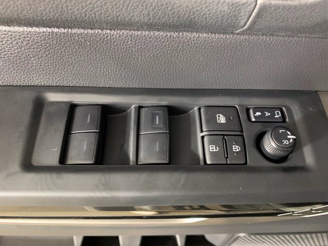 Used 2026 Toyota Tundra Limited w/ TRD Off-Road Package AWD/4WD image 31