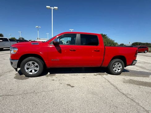 Used 2024 RAM 1500 Laramie RWD image 2