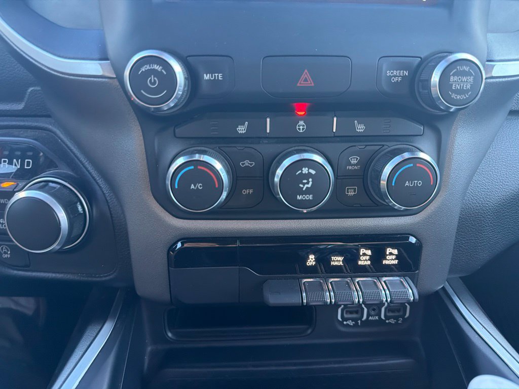Used 2020 RAM 1500 Big Horn AWD/4WD image 22