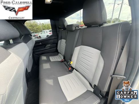 Used 2025 Toyota Tacoma TRD Off-Road AWD/4WD image 24