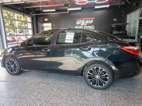 Used 2015 Toyota Corolla S FWD image 2