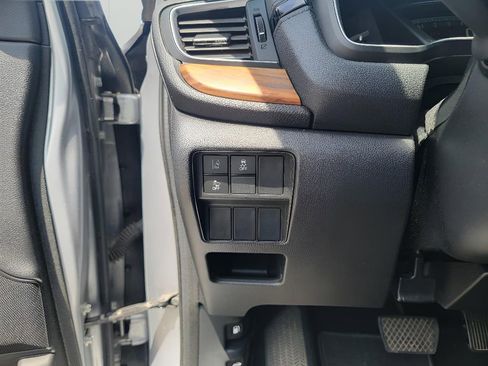 Used 2018 Honda CR-V EX image 16