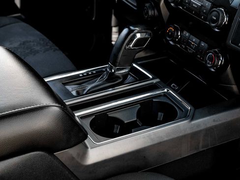 Used 2019 Ford F150 XLT w/ Equipment Group 302A Luxury image 24