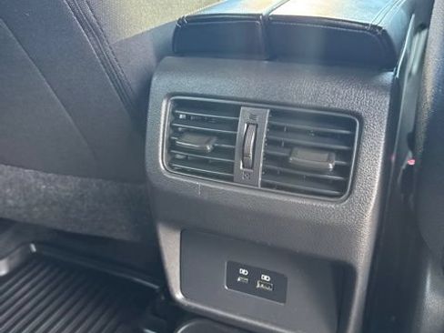 Certified 2023 Nissan Rogue SV AWD/4WD image 17