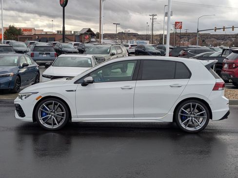 Used 2024 Volkswagen Golf R image 9