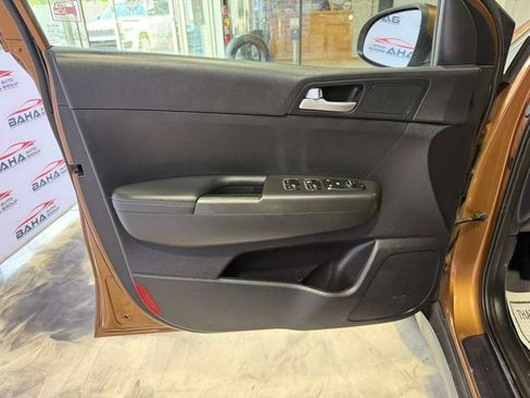 Used 2021 Kia Sportage LX FWD image 31