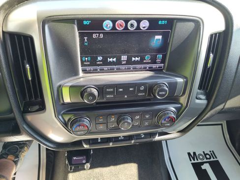 Used 2017 Chevrolet Silverado 1500 LT w/ All Star Edition AWD/4WD image 27