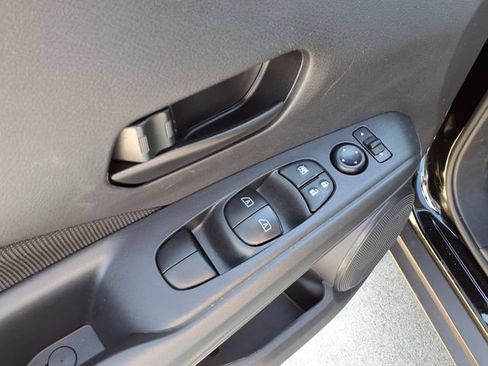 Certified 2025 Nissan Kicks Play S FWD image 15