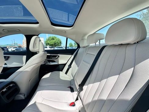 New 2026 Mercedes-Benz E 350 4MATIC Sedan image 31