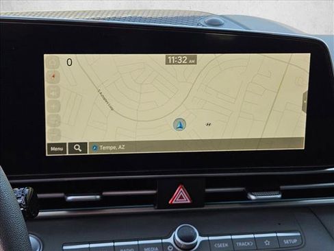 Certified 2024 Hyundai Elantra SEL image 11