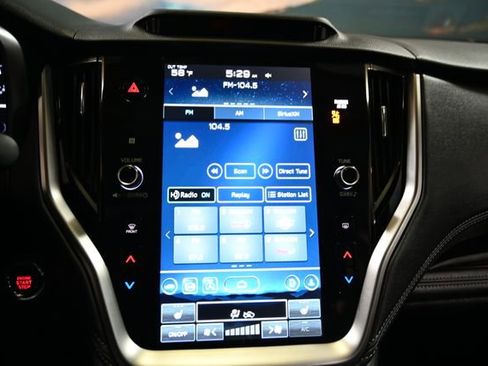 Used 2024 Subaru Outback Limited image 32