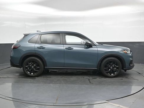 Used 2024 Honda HR-V Sport image 3