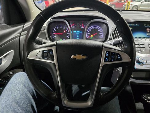 Used 2017 Chevrolet Equinox LT w/ Convenience Package image 34