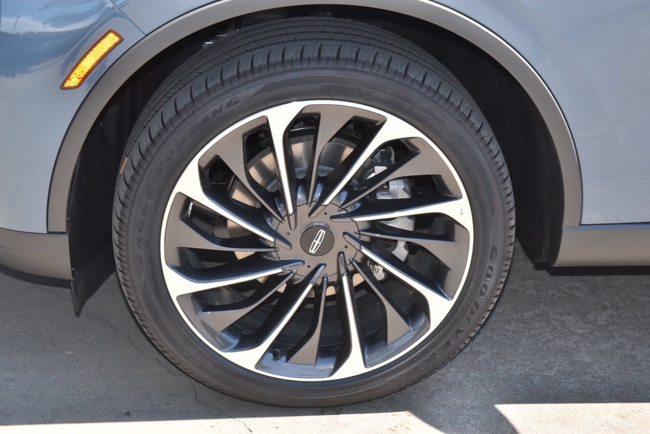 New 2026 Lincoln Aviator Reserve AWD/4WD image 39