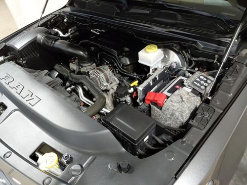 Used 2019 RAM 1500 Big Horn AWD/4WD image 41