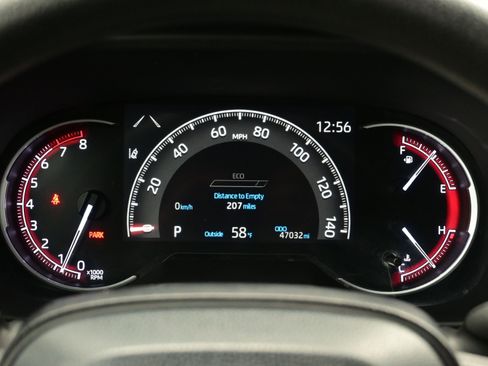 Used 2024 Toyota RAV4 LE image 22