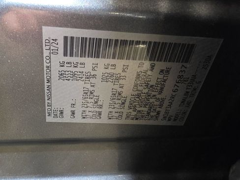 Used 2024 Nissan Rogue S FWD image 25