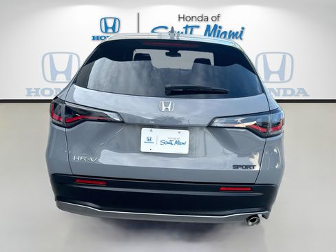 Certified 2025 Honda HR-V Sport image 6