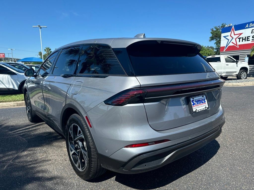 Certified 2024 Lincoln Nautilus Premier w/ Jet Appearance Package AWD/4WD image 3