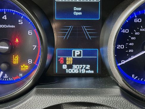 Used 2019 Subaru Outback 2.5i Limited w/ Protection Package #1 AWD/4WD image 12