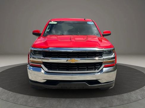 Used 2019 Chevrolet Silverado 1500 LT image 2