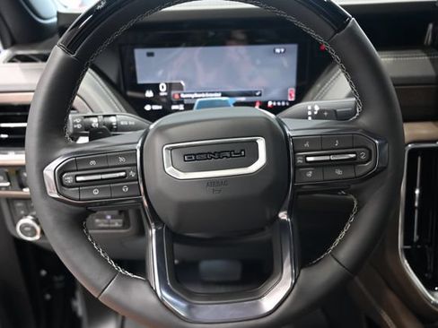 New 2026 GMC Yukon XL Denali Ultimate w/ LPO, Floor Liner Package AWD/4WD image 5