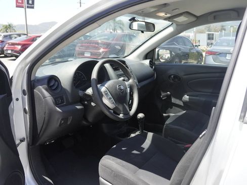 Used 2018 Nissan Versa S Plus FWD image 17
