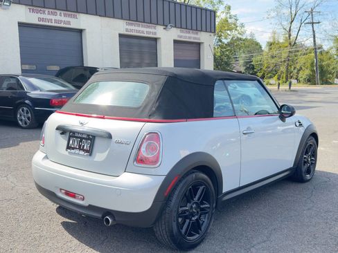 Used 2015 MINI Cooper Convertible image 26