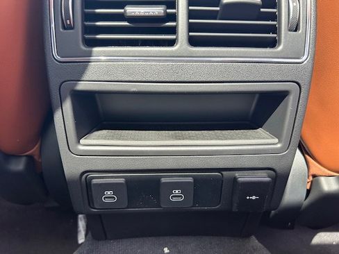 Used 2026 Jaguar F-PACE R-Dynamic S image 21