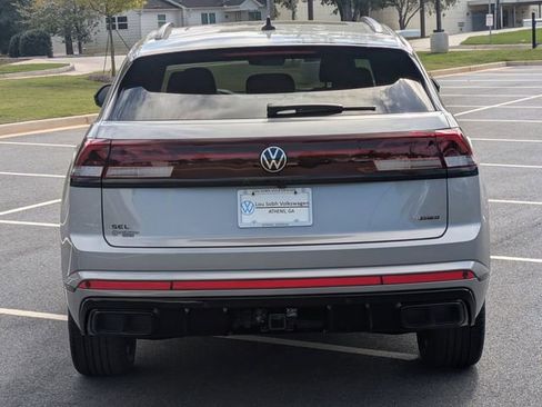 New 2026 Volkswagen Atlas Cross Sport SEL R-Line AWD/4WD image 6