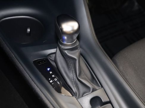 Used 2021 Toyota C-HR LE image 7