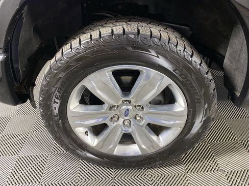 Used 2015 Ford F150 Platinum w/ Equipment Group 701A Luxury image 13